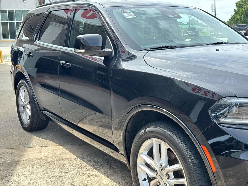 Used 2024 Dodge Durango GT RWD image 9