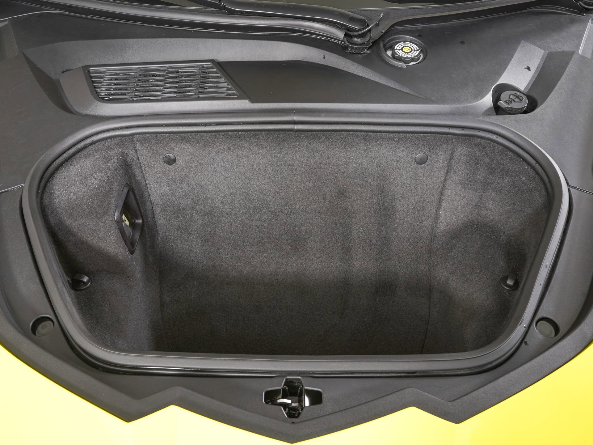 Used 2024 Chevrolet Corvette Stingray Preferred Cpe w/ Z51 Performance Package image 27