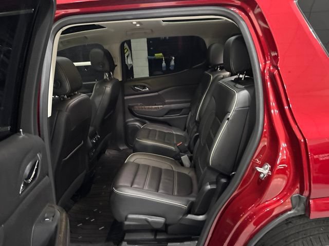 Used 2023 GMC Acadia Denali w/ Denali Ultimate Package AWD/4WD image 34