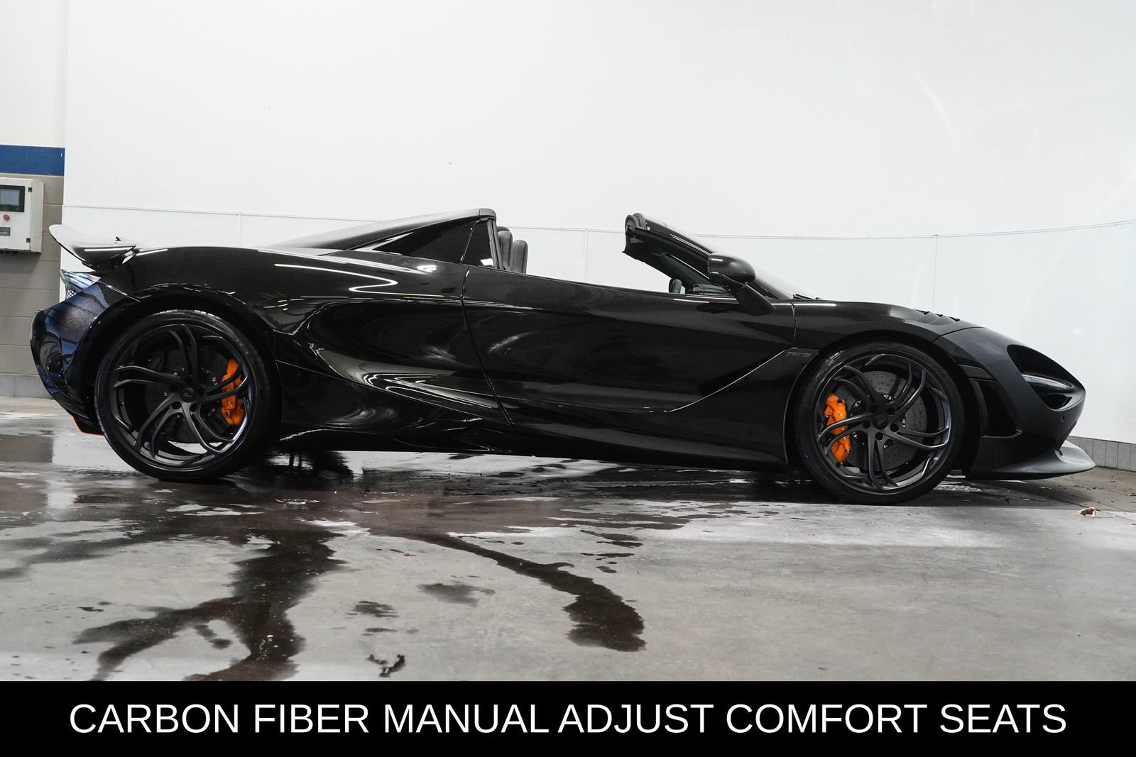 Used 2025 McLaren 750S Spider image 8