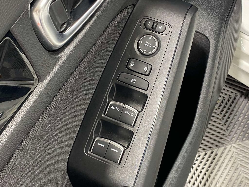Used 2025 Honda Civic Sport image 21