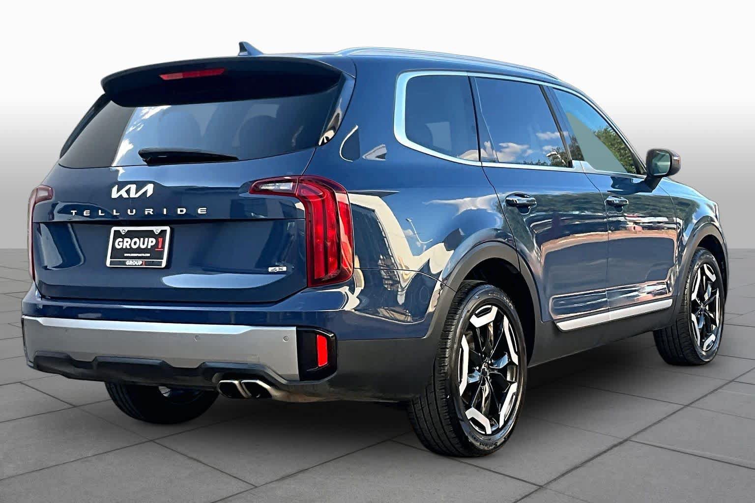 Certified 2025 Kia Telluride S AWD/4WD image 13