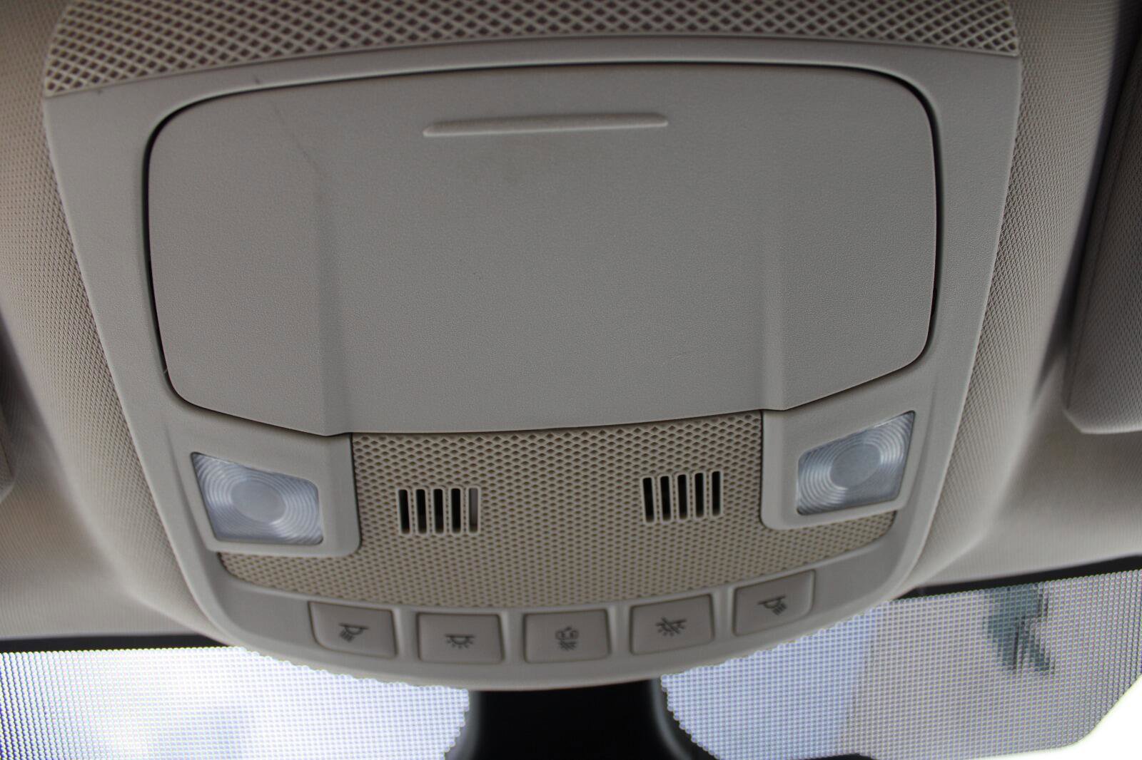Used 2022 Ford Edge SEL w/ Convenience Package AWD/4WD image 18