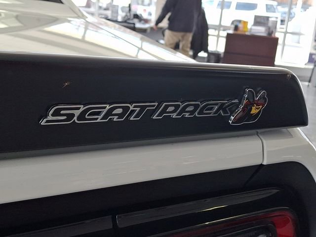 Used 2023 Dodge Challenger R/T Scat Pack RWD image 31