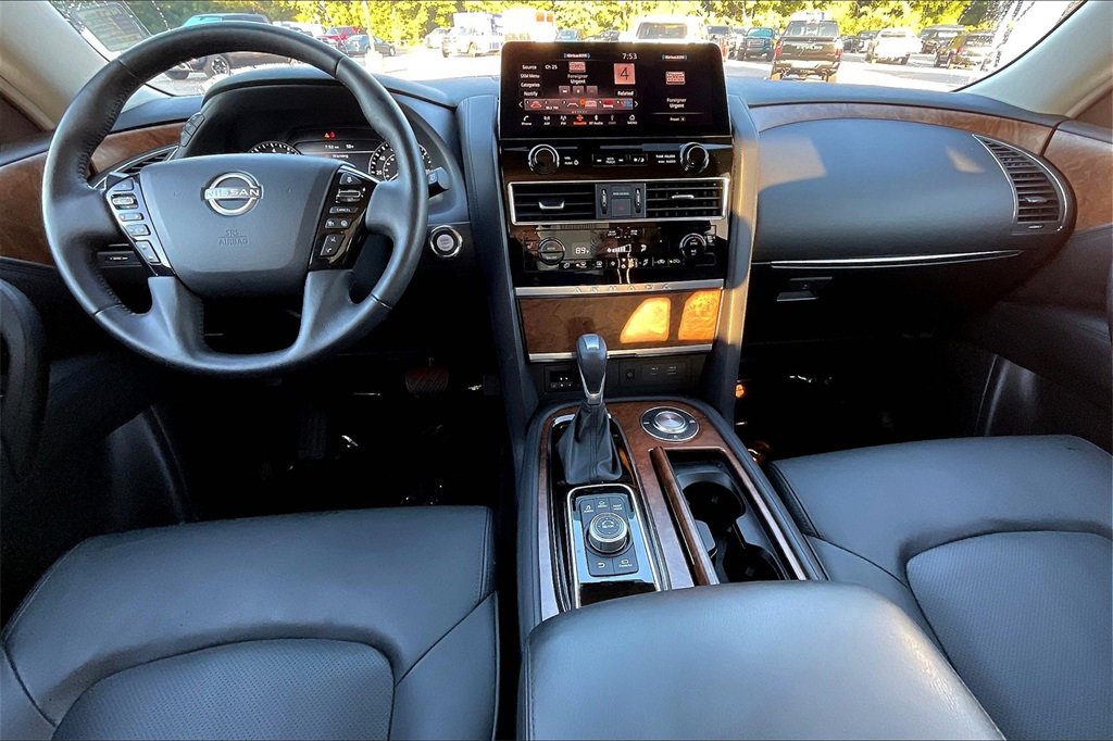Used 2024 Nissan Armada SL w/ Captain's Chairs Package image 15