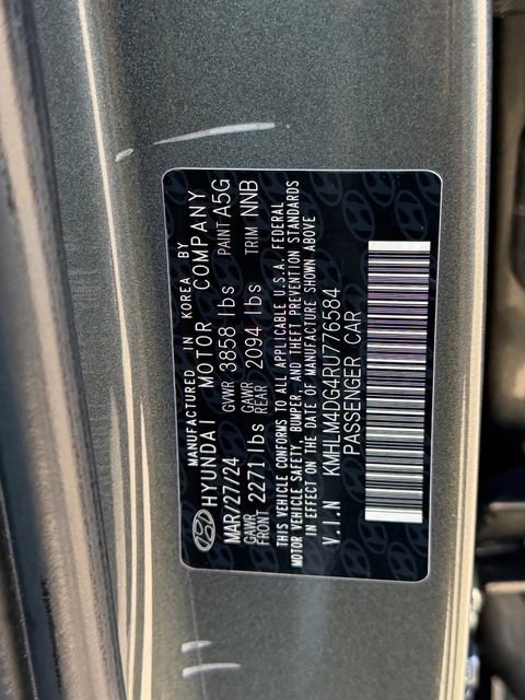 Used 2024 Hyundai Elantra SEL FWD image 30