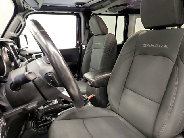 Used 2019 Jeep Wrangler Unlimited Sahara AWD/4WD image 18