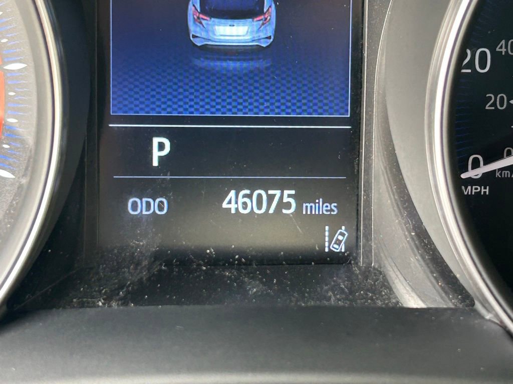 Used 2021 Toyota C-HR XLE image 18