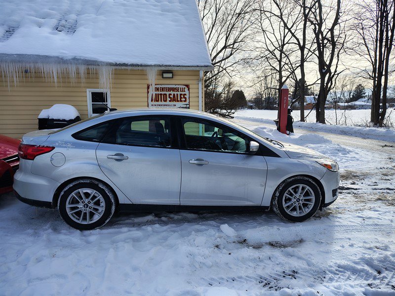 Used 2017 Ford Focus SE