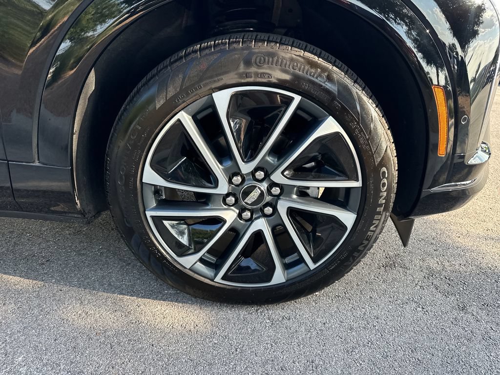 Certified 2025 Cadillac Optiq Sport 1 w/ LPO, Floor Liner Package AWD/4WD image 18