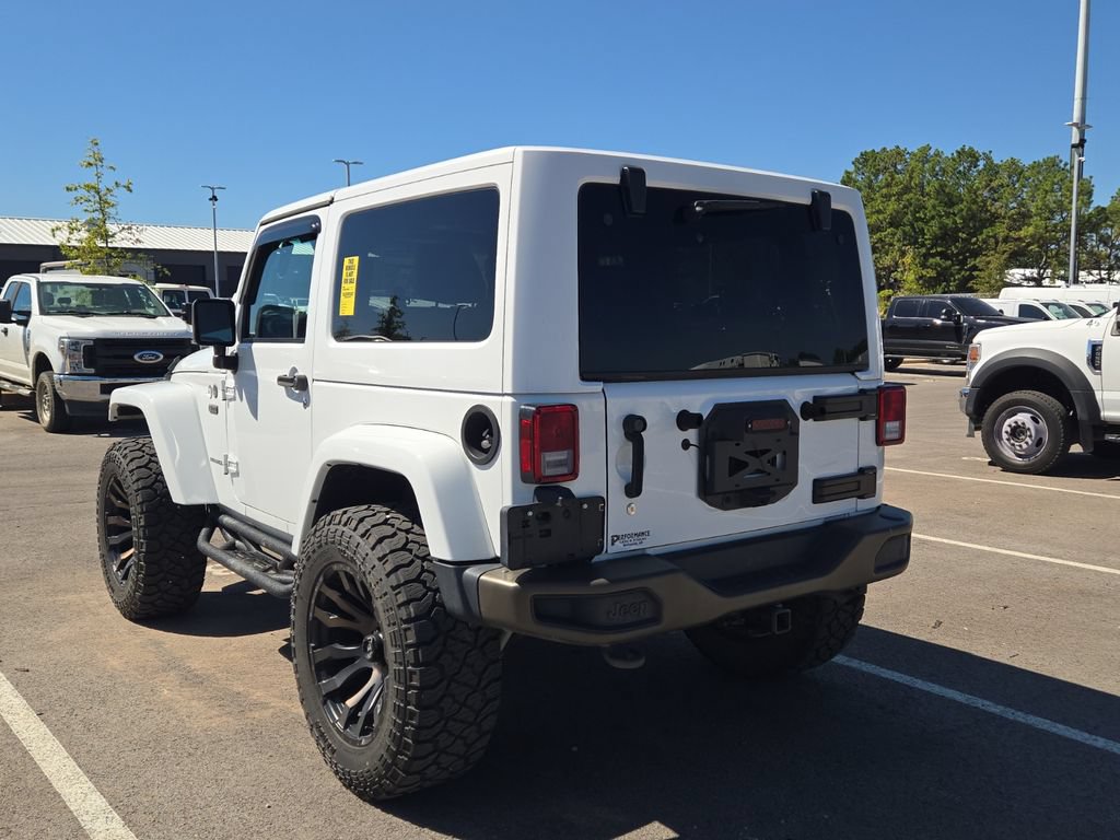Used 2017 Jeep Wrangler Sahara AWD/4WD image 2