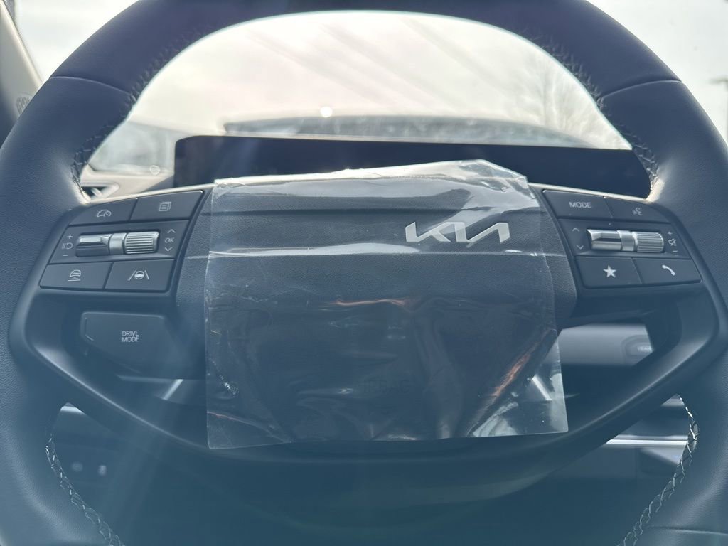 New 2025 Kia K4 EX image 19