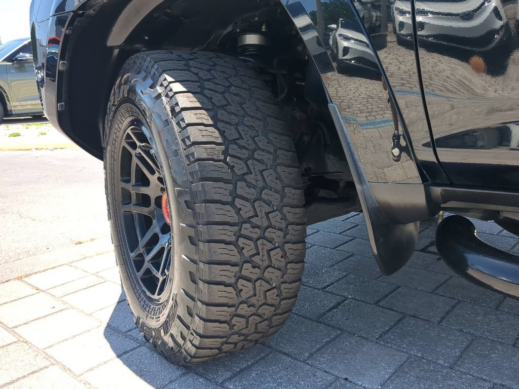 Used 2019 Toyota 4Runner SR5 AWD/4WD image 33