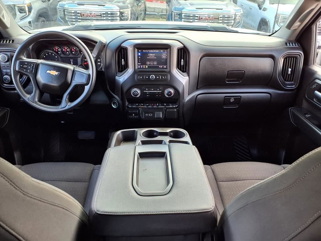 Used 2024 Chevrolet Silverado 2500 Custom w/ Custom Value Package AWD/4WD image 12