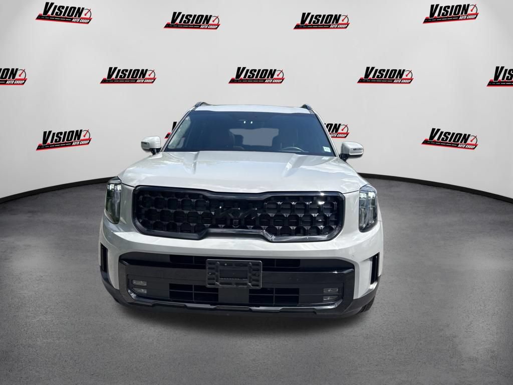 Used 2025 Kia Telluride SX Prestige X-Line AWD/4WD image 2