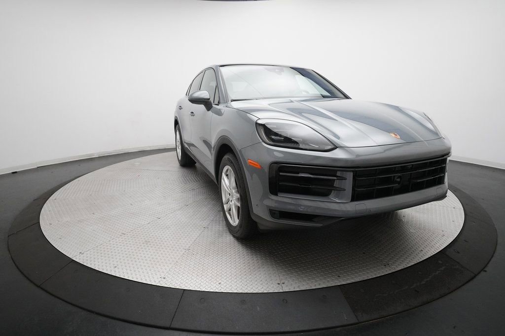Certified 2026 Porsche Cayenne Coupe image 10