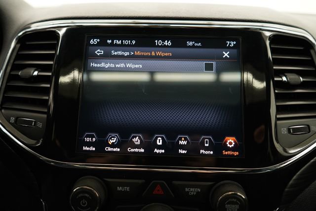 Used 2020 Jeep Grand Cherokee Altitude image 39