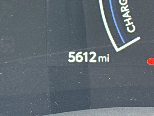 Used 2025 Toyota Camry SE w/ Convenience Package image 29