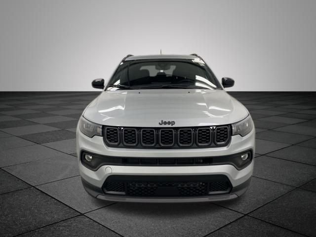 New 2026 Jeep Compass Latitude image 2