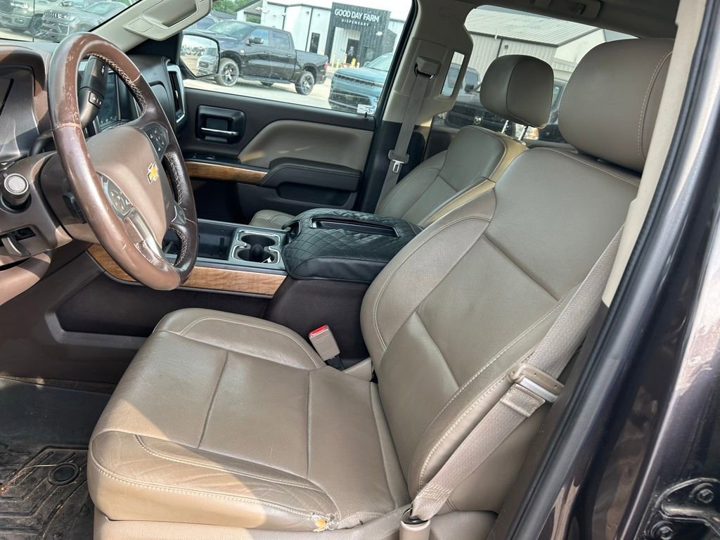 Used 2015 Chevrolet Silverado 1500 LTZ w/ LTZ Plus Package RWD image 10