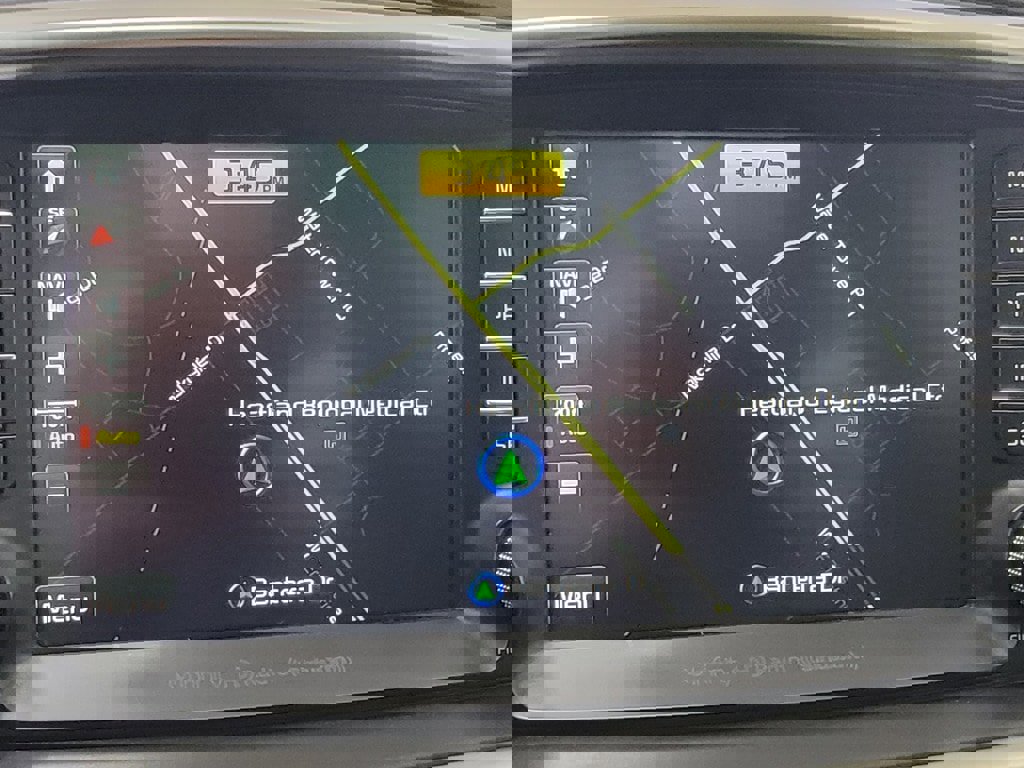 Used 2016 Kia Sorento SX image 21