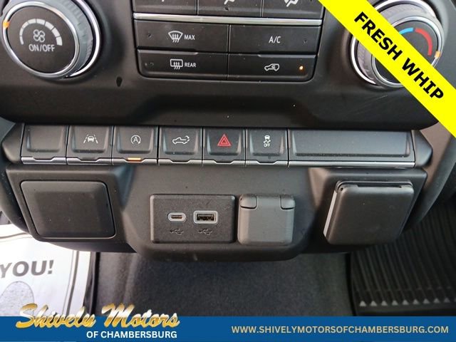 Used 2022 Chevrolet Silverado 1500 Custom image 22