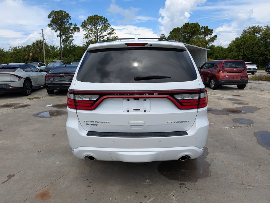 Used 2018 Dodge Durango Citadel w/ Technology Group RWD image 7