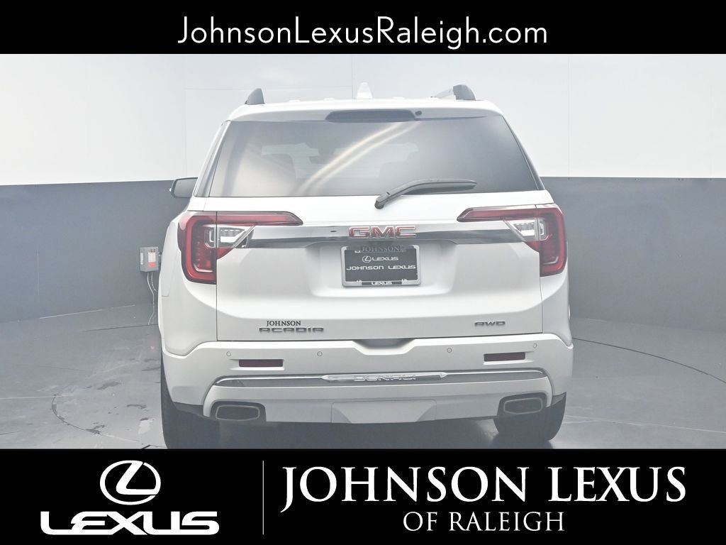 Used 2023 GMC Acadia Denali w/ Denali Ultimate Package image 8
