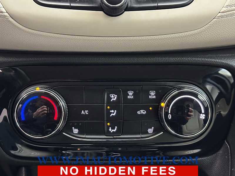 Used 2021 Buick Encore GX Preferred w/ Cold Weather Comfort Package image 36