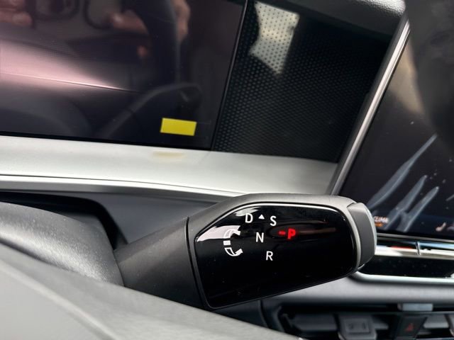 New 2026 Volkswagen Tiguan SE R-Line image 27