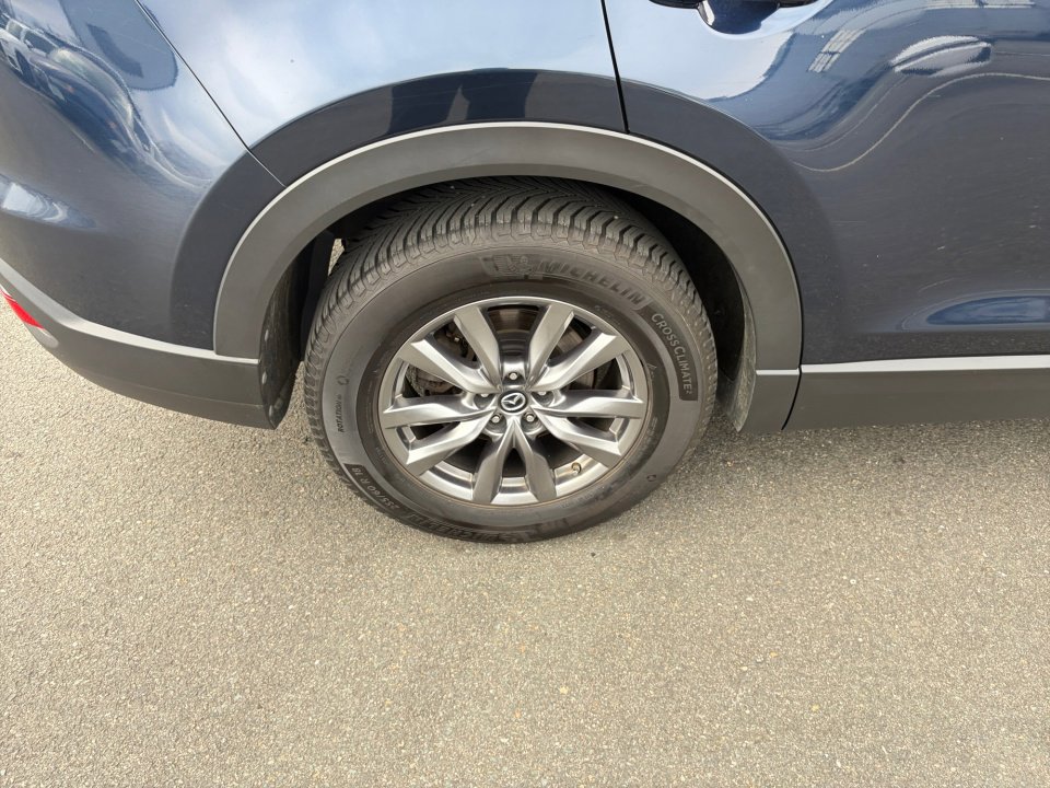 Used 2018 MAZDA CX-9 Sport image 23