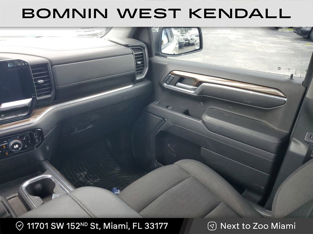 Used 2023 Chevrolet Silverado 1500 LT image 15