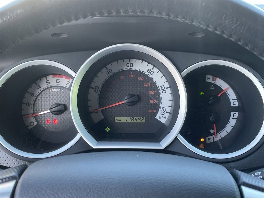 Used 2014 Toyota Tacoma PreRunner image 28