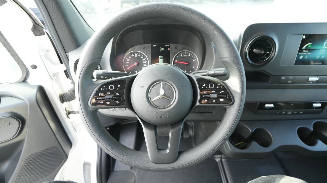 Used 2024 Mercedes-Benz Sprinter 144 Cargo image 12
