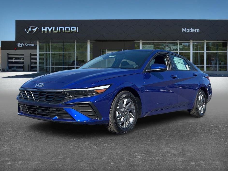 New 2026 Hyundai Elantra Blue