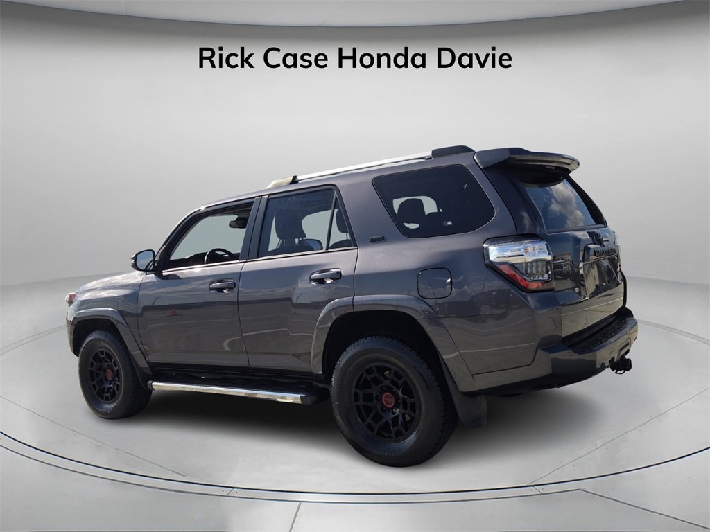 Used 2021 Toyota 4Runner SR5 Premium w/ Moonroof Package image 8