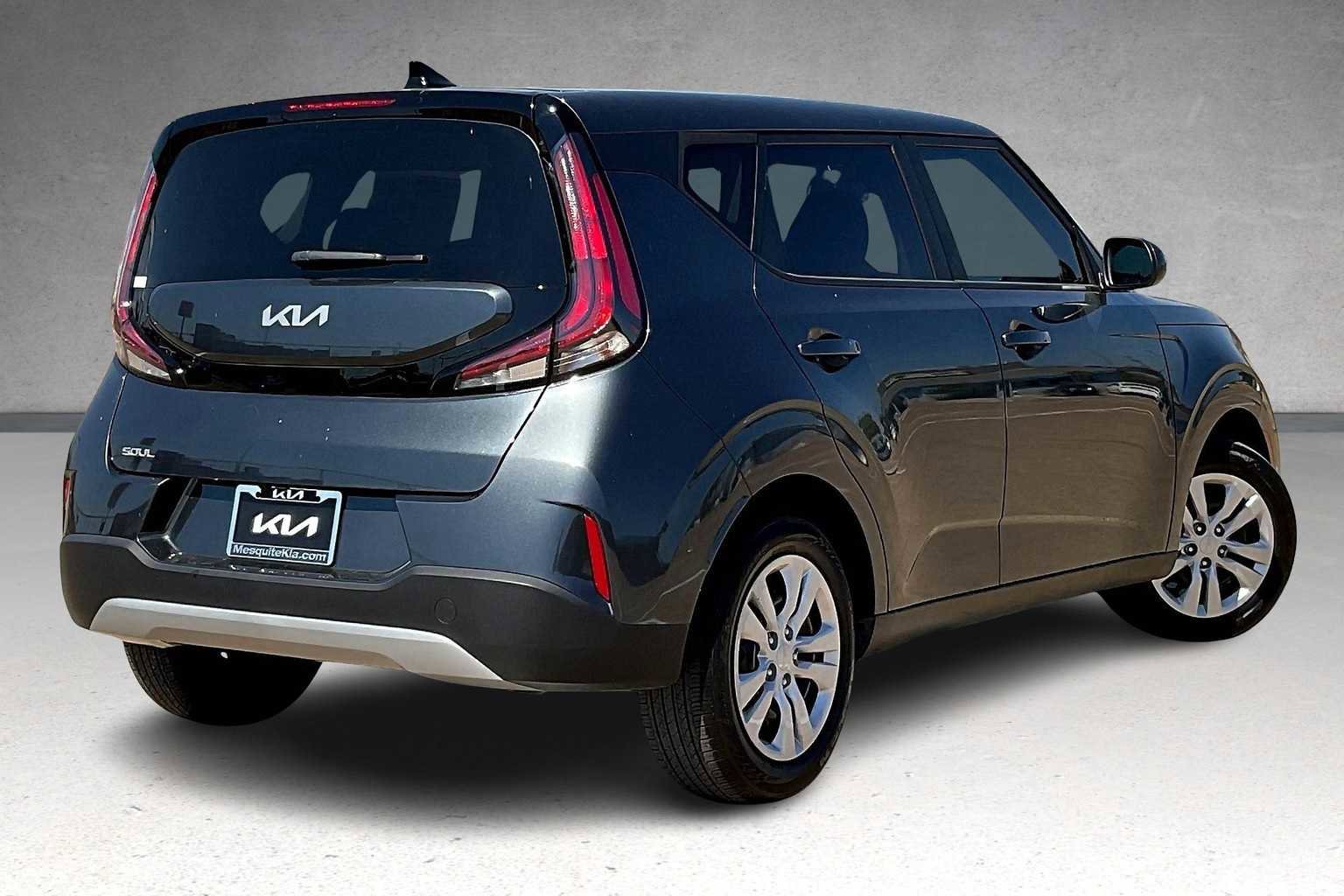 Certified 2023 Kia Soul LX image 21