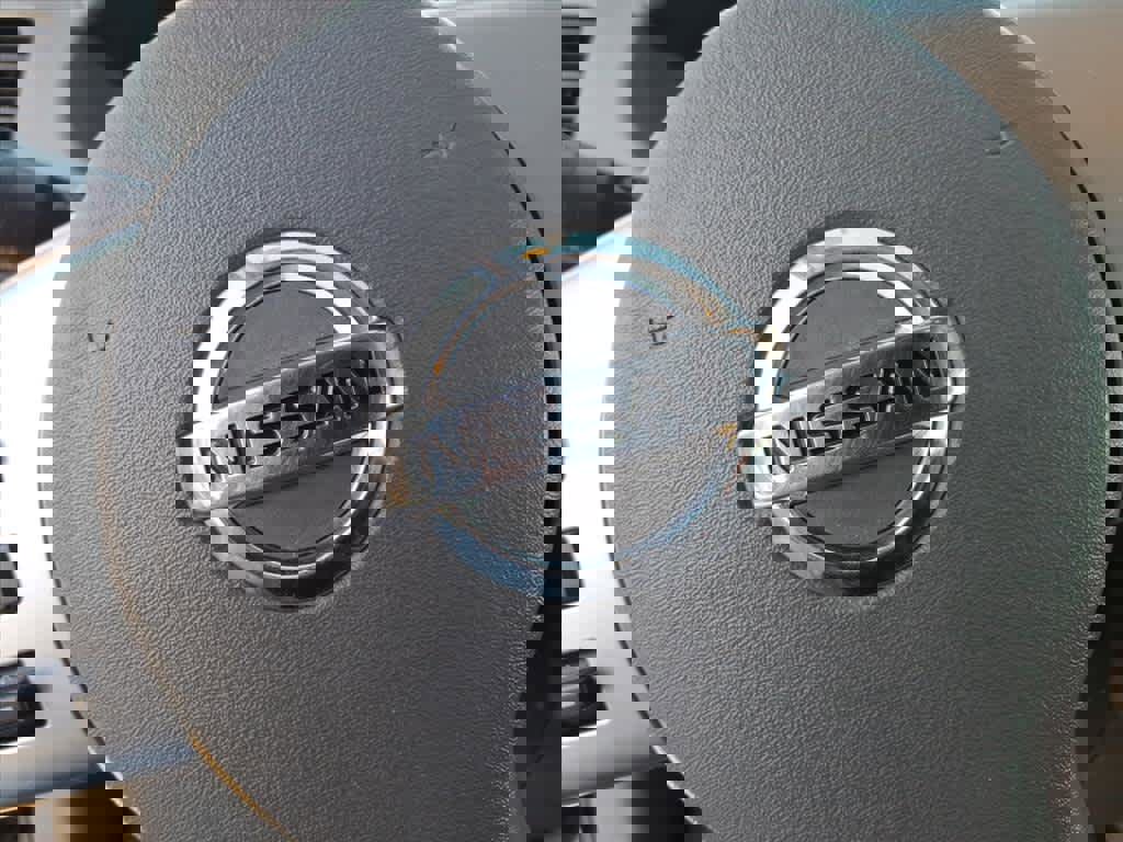 Certified 2018 Nissan Frontier SV w/ Value Truck Package image 9