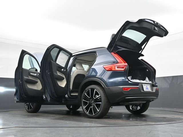 New 2026 Volvo XC40 B5 Ultra w/ Protection Package Premier AWD/4WD image 56