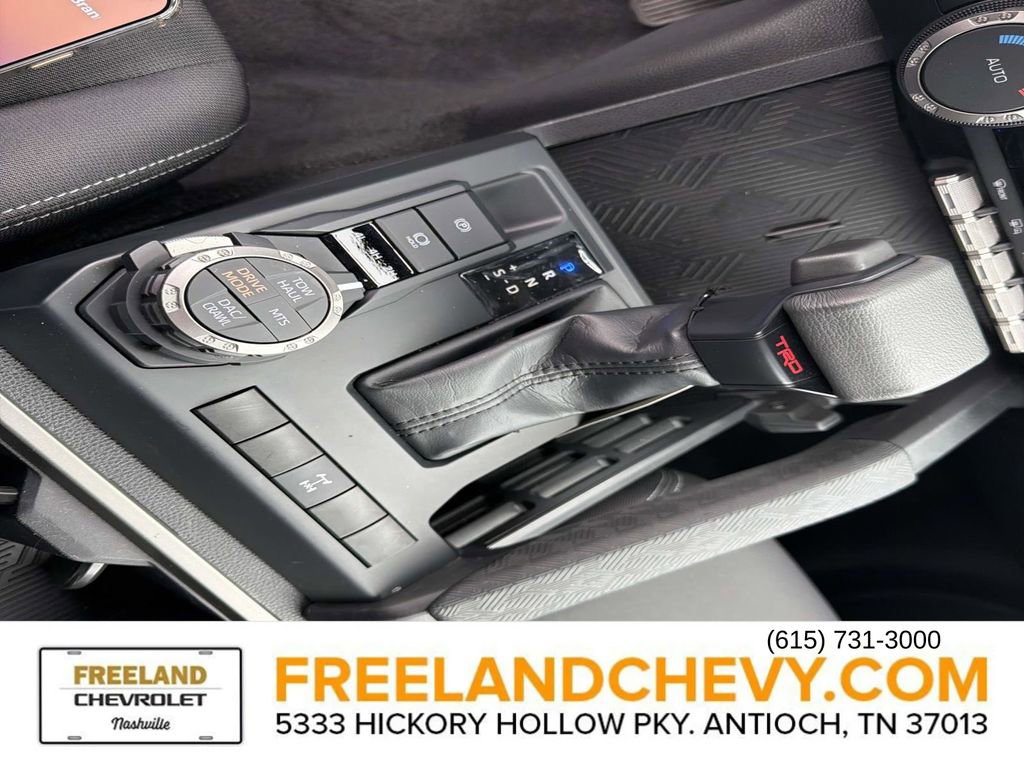 Used 2024 Toyota Tacoma TRD Sport image 31