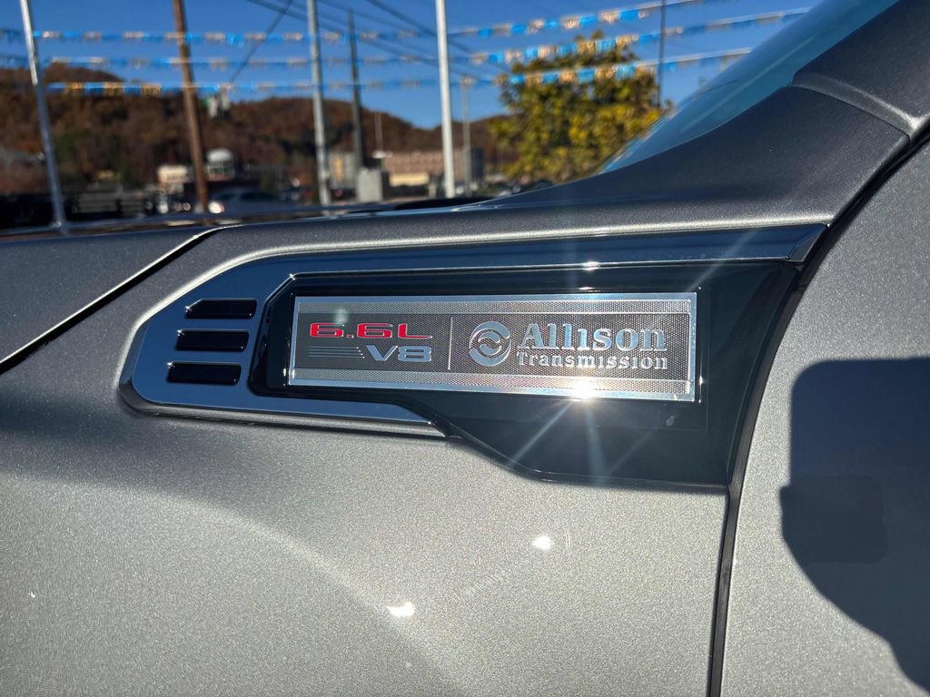 New 2026 GMC Sierra 2500 SLT w/ SLT Premium Package image 12