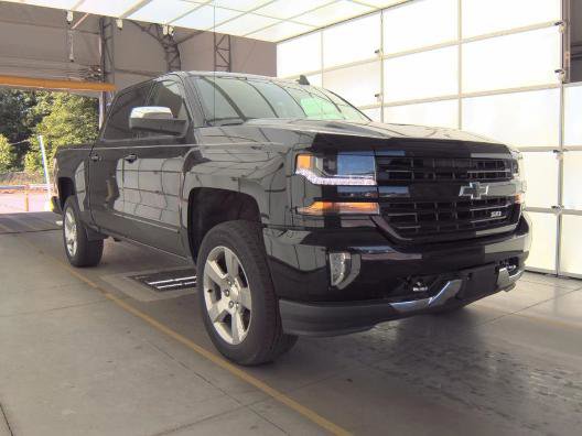 Used 2018 Chevrolet Silverado 1500 LT w/ All Star Edition AWD/4WD image 4