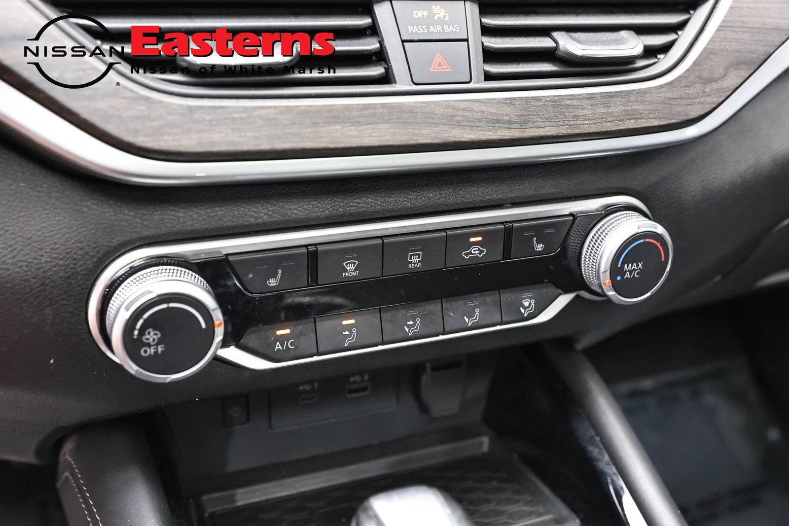 Used 2023 Nissan Altima 2.5 SV w/ SV Premium Package AWD/4WD image 19