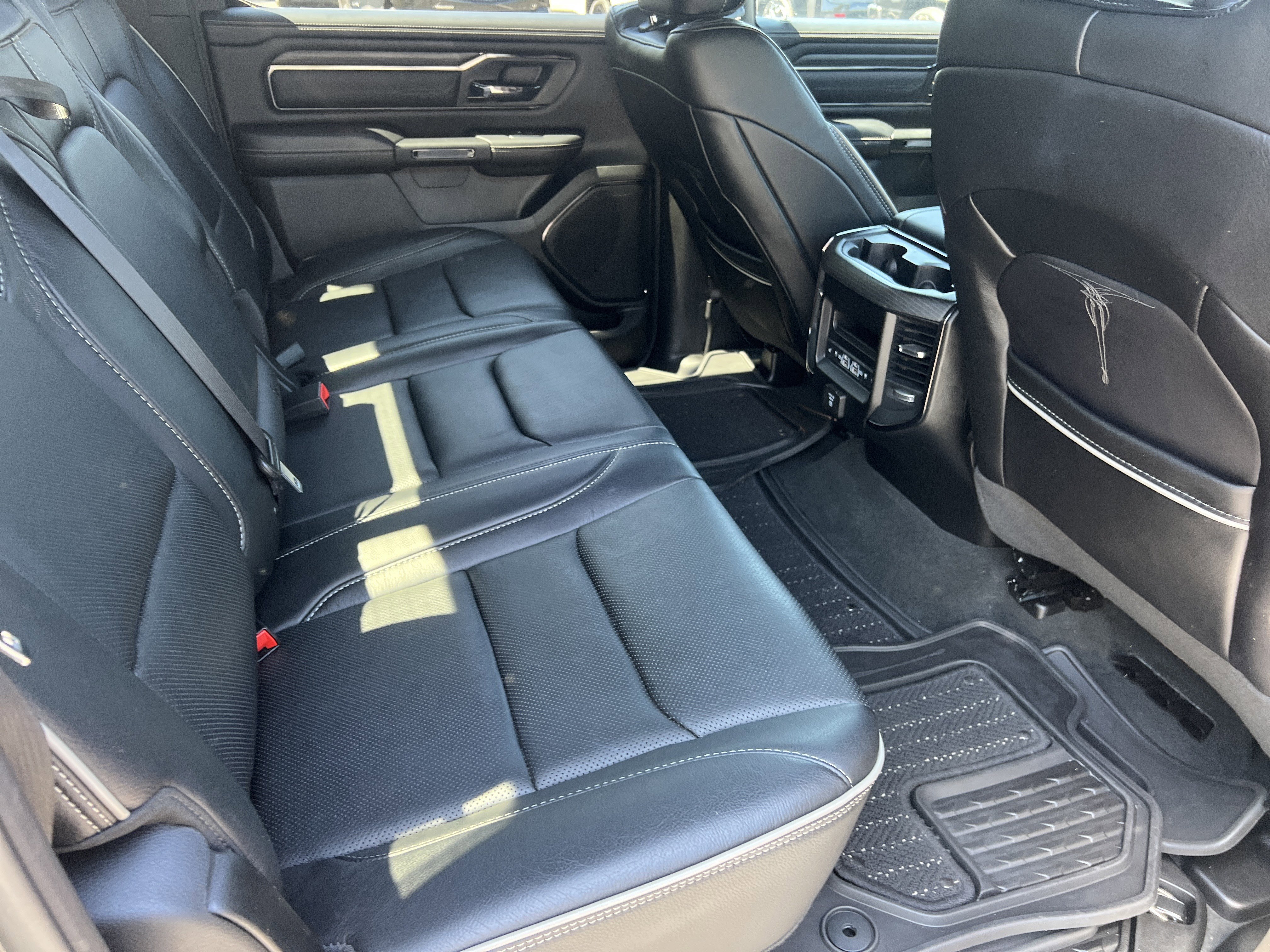 Used 2024 RAM 1500 Limited w/ Body Color Bumper Group AWD/4WD image 19