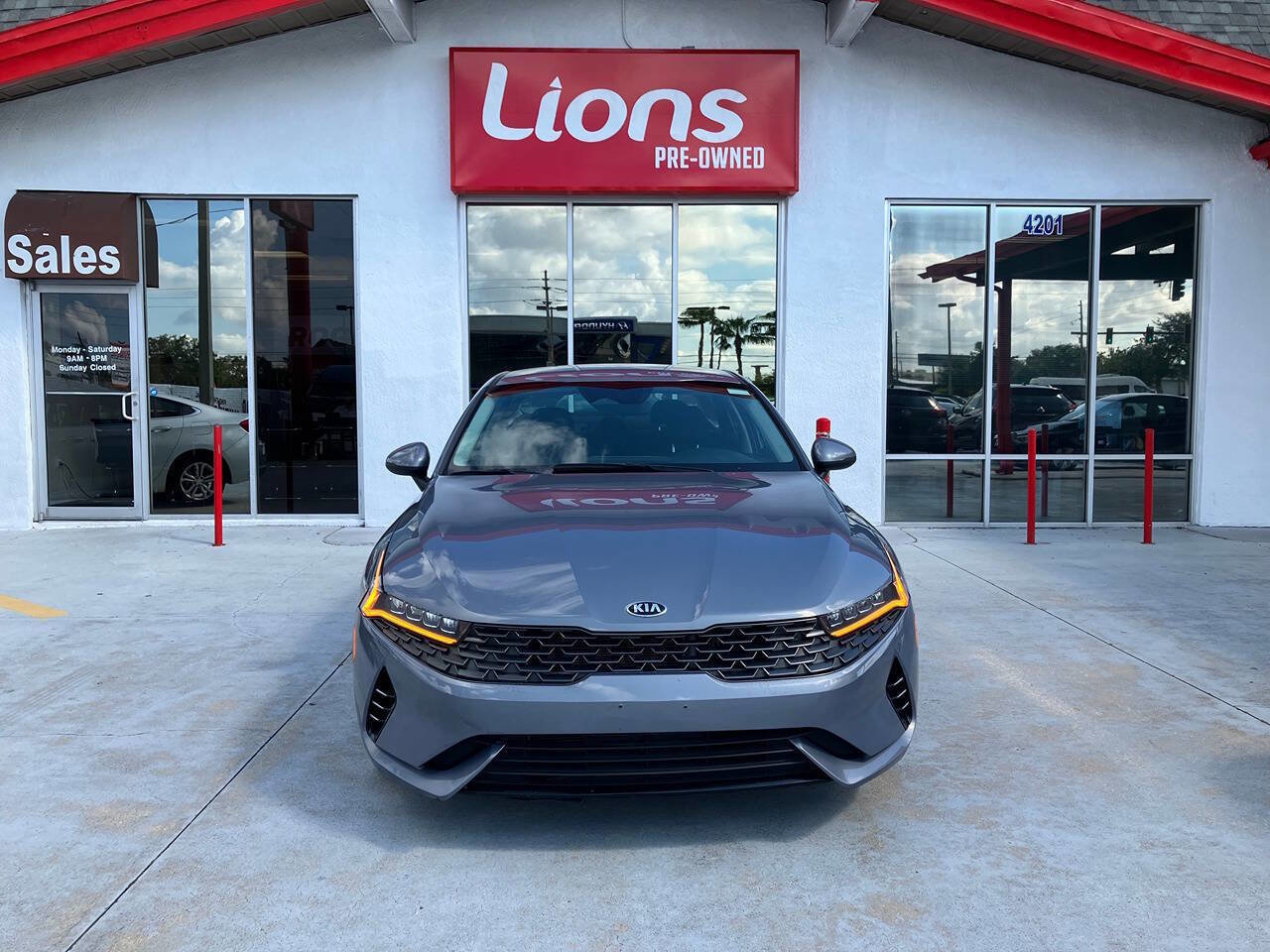 Used 2021 Kia K5 LXS image 1