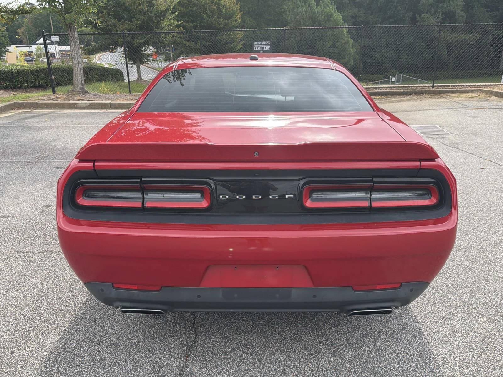 Used 2015 Dodge Challenger R/T w/ Quick Order Package 28B R/T RWD image 8