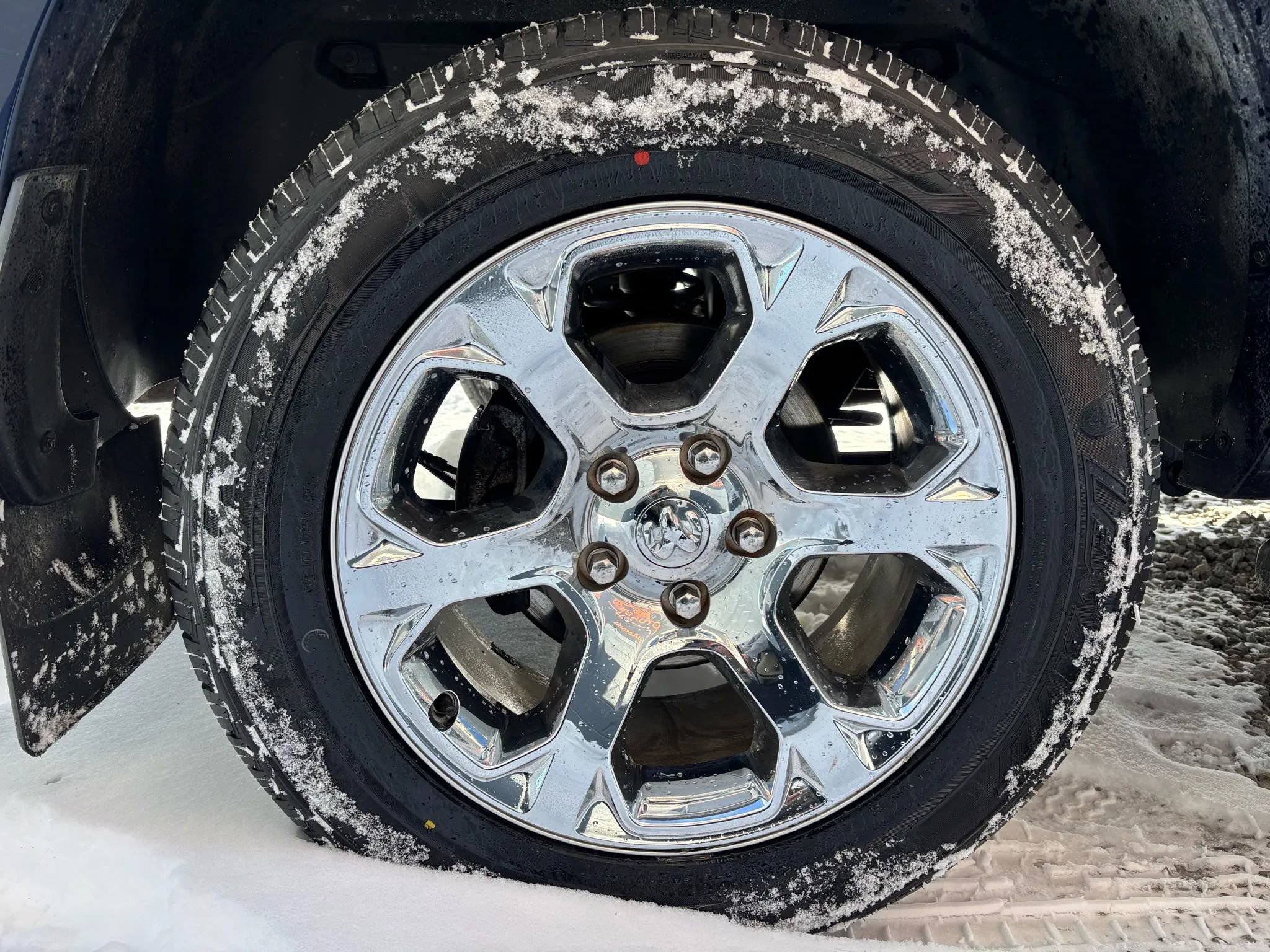 Used 2018 RAM 1500 Laramie w/ Convenience Group image 7