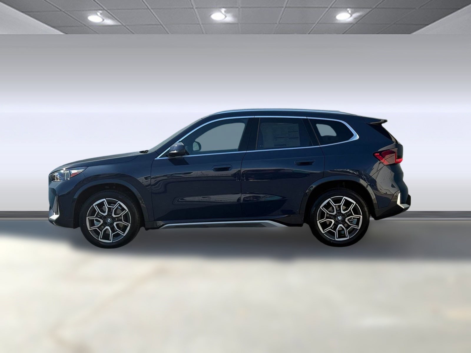 New 2026 BMW X1 xDrive28i w/ Convenience Package image 2