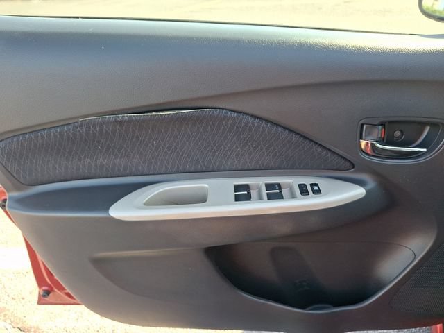 Used 2008 Toyota Yaris S FWD image 12