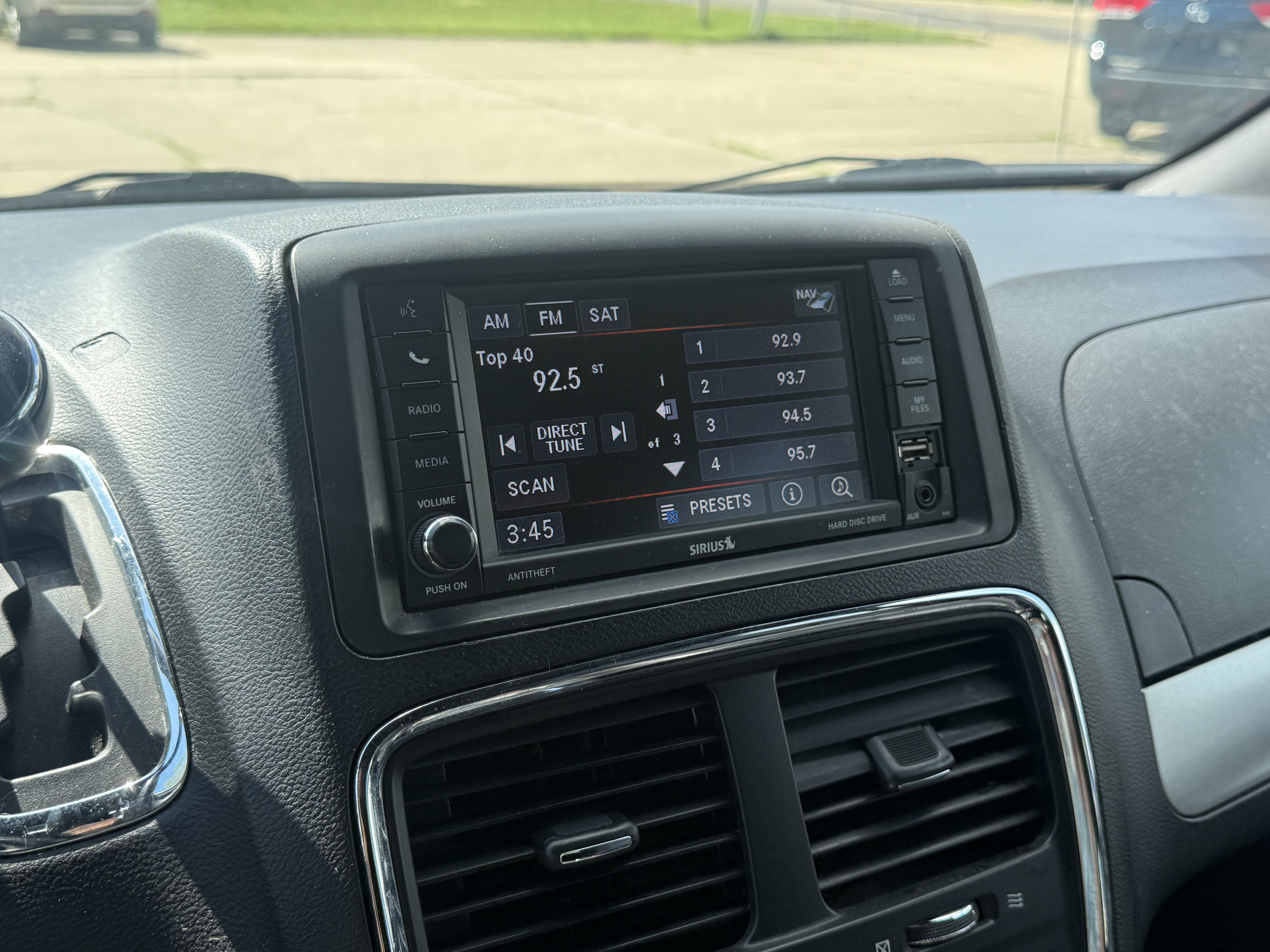 Used 2019 Dodge Grand Caravan GT FWD image 17